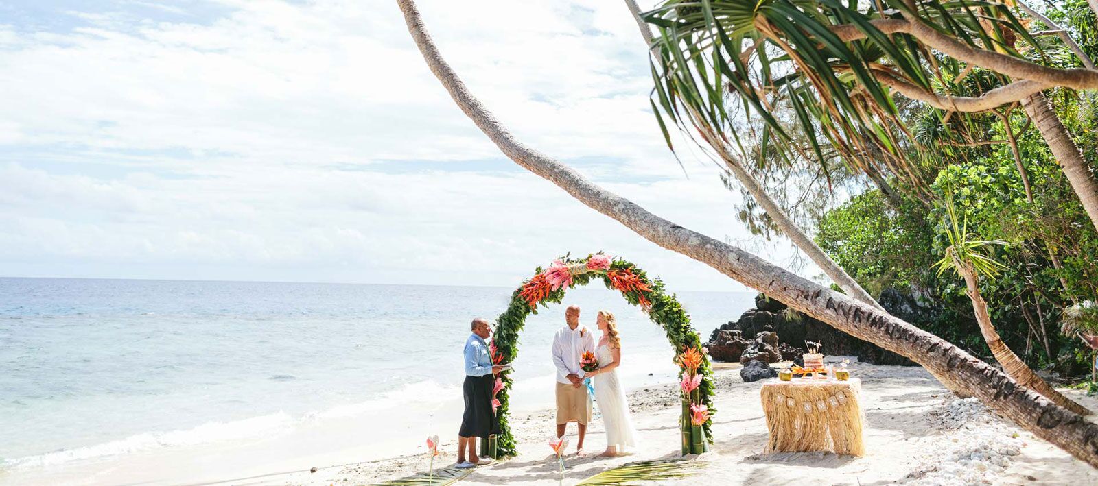 wedding-packages-on-the-pacific-harbour-&-beqa
